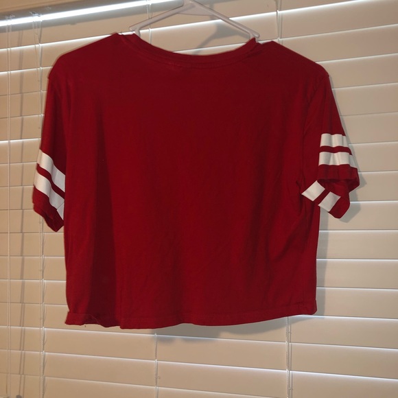 Red crop top two white striped on sleeves - Picture 2 of 3